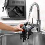 Delonghi Magnifica S ECAM 22.110.B infusor limpieza