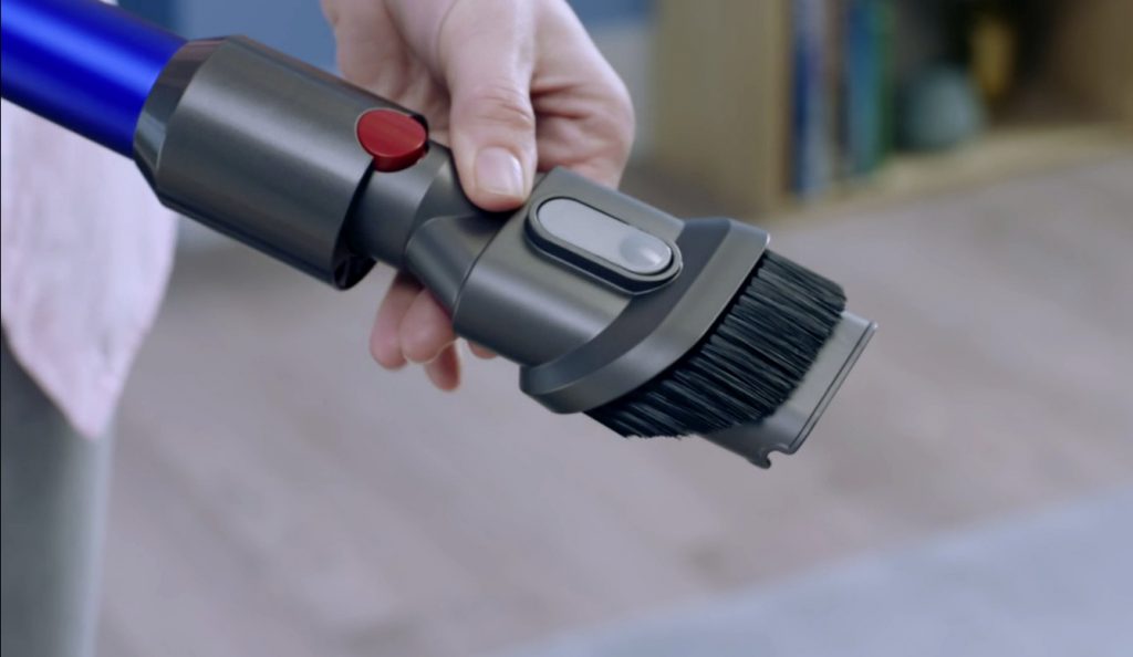 colocar rinconera Dyson V11 Total Clean