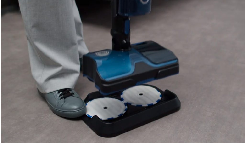 Rowenta X-Combo GZ3038 quitar mopa con el pie