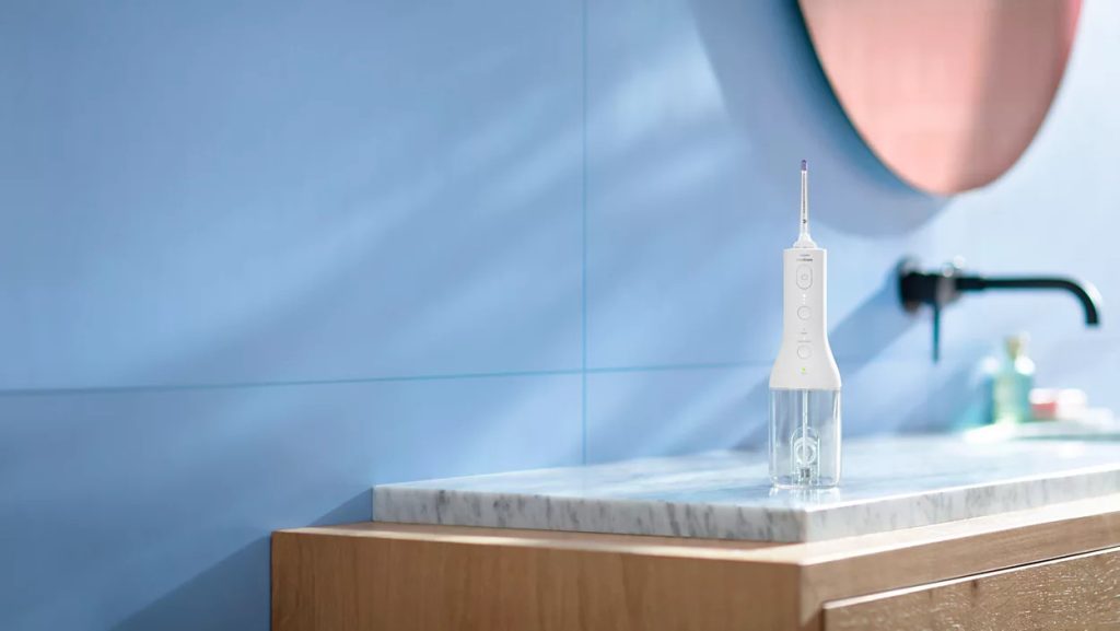 Philips Sonicare Cordless Power Flosser 3000 en baño